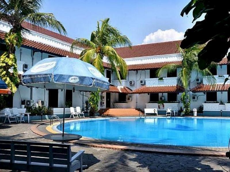 Bahari Inn Tegal Bagian luar foto