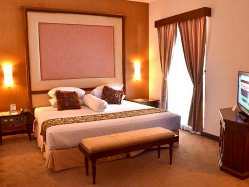 Bahari Inn Tegal Bagian luar foto