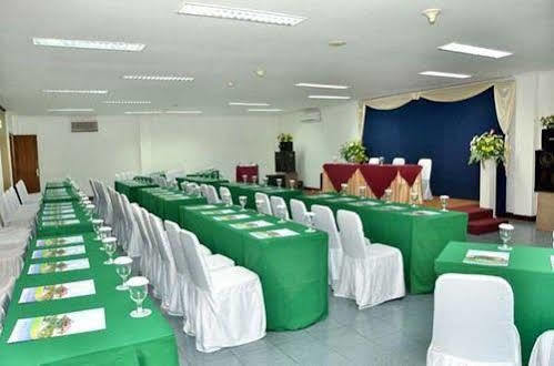 Bahari Inn Tegal Bagian luar foto